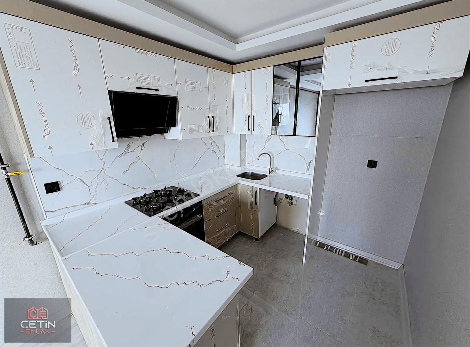 Çetin Emlak' Site İçerisinde Sıfır Yerden Isıtma 8.kat 1+1 Daire - Görsel 6
