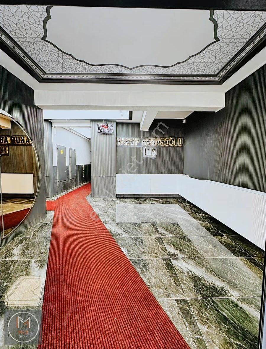 Küçükali'de Süper Lüks Meskenli 3+1 Daire - Görsel 13