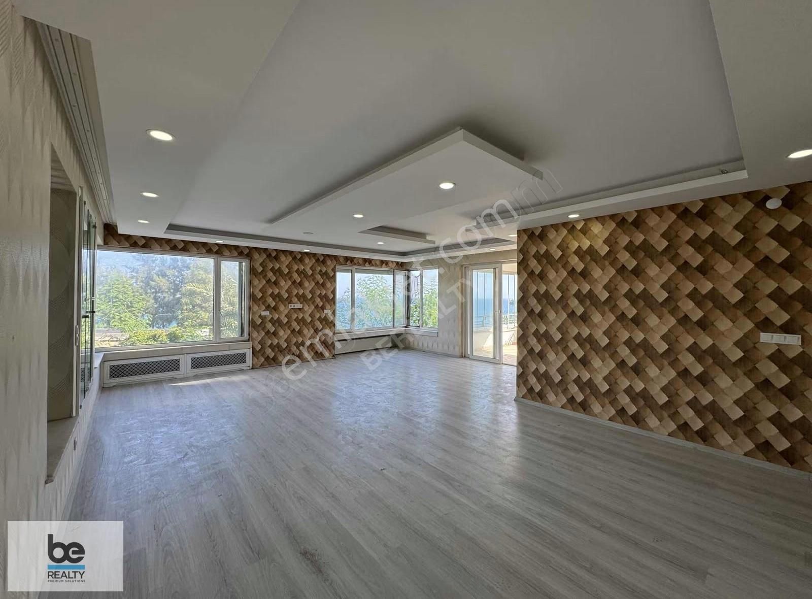 Larada Geniş 3+1 Satılık Daire