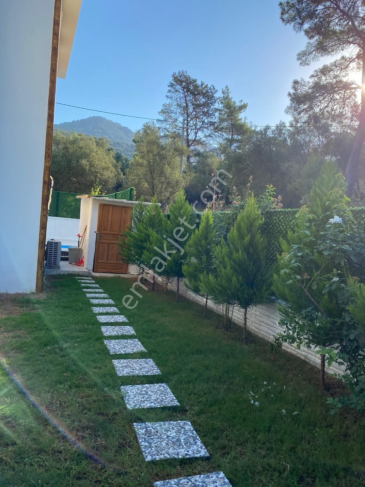 Sahibinden Tam Müstakil Havuzlu Villa - Görsel 9