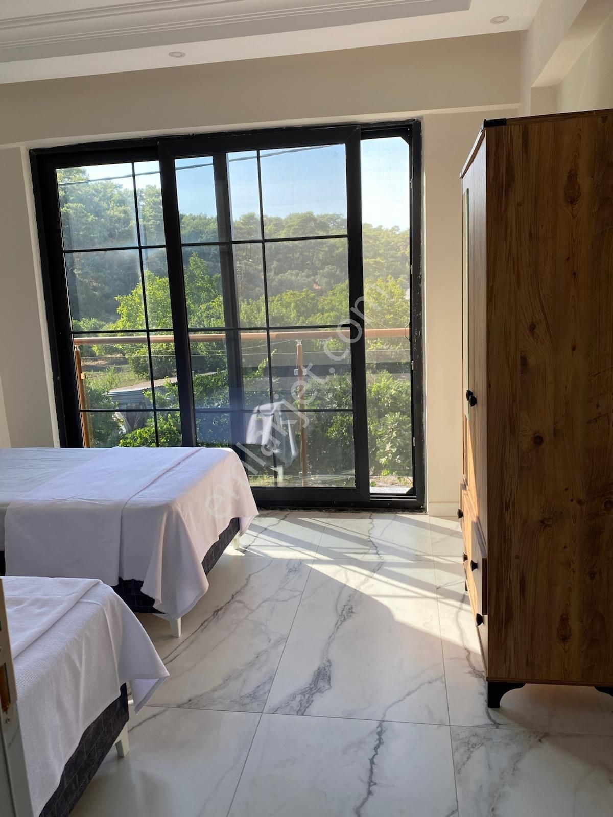Sahibinden Tam Müstakil Havuzlu Villa - Görsel 13
