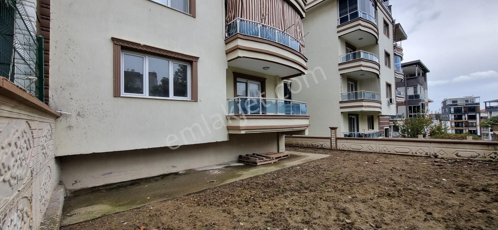 Geniş 3+1 Menemen Uğurmumcu Mahallesinde Devlet Hastanesi Yakını - Görsel 2