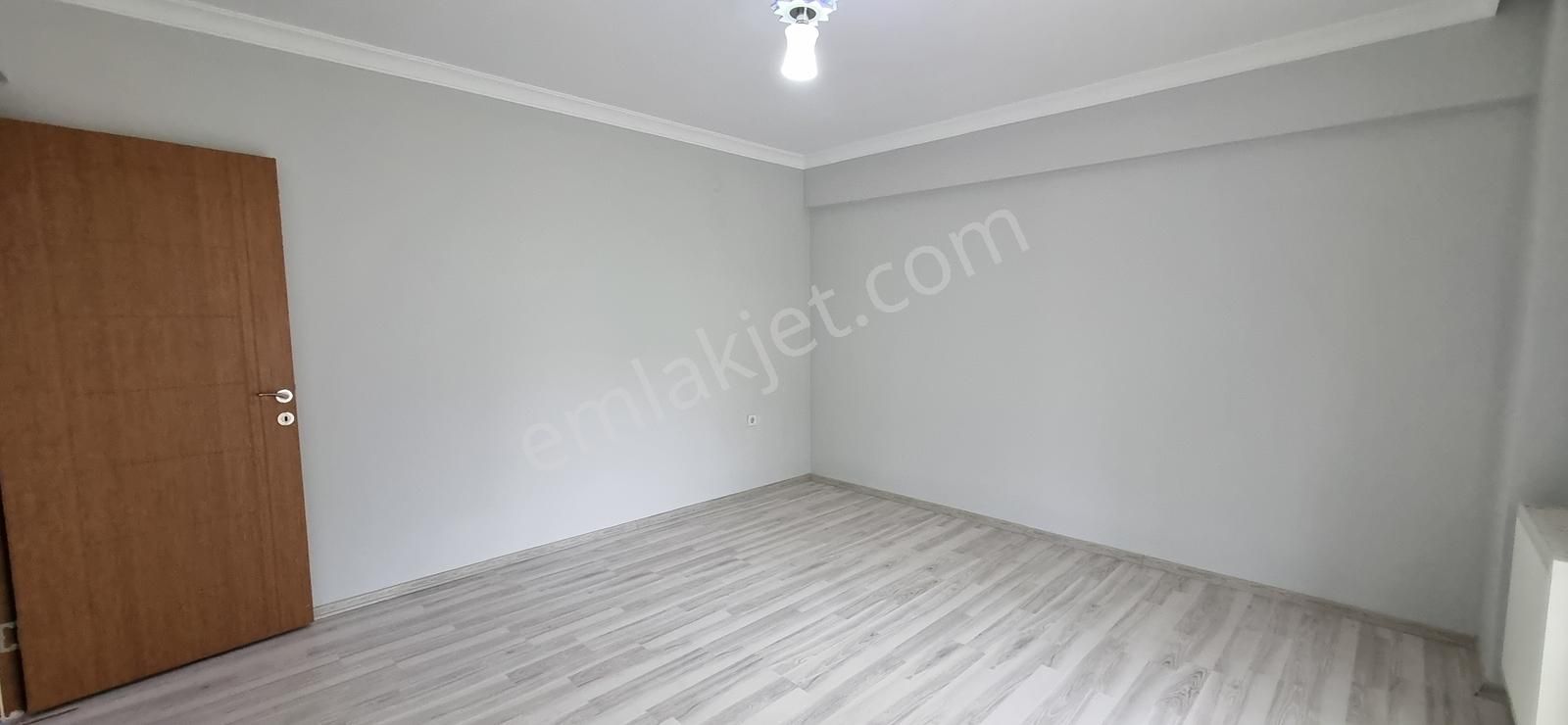 Geniş 3+1 Menemen Uğurmumcu Mahallesinde Devlet Hastanesi Yakını - Görsel 29