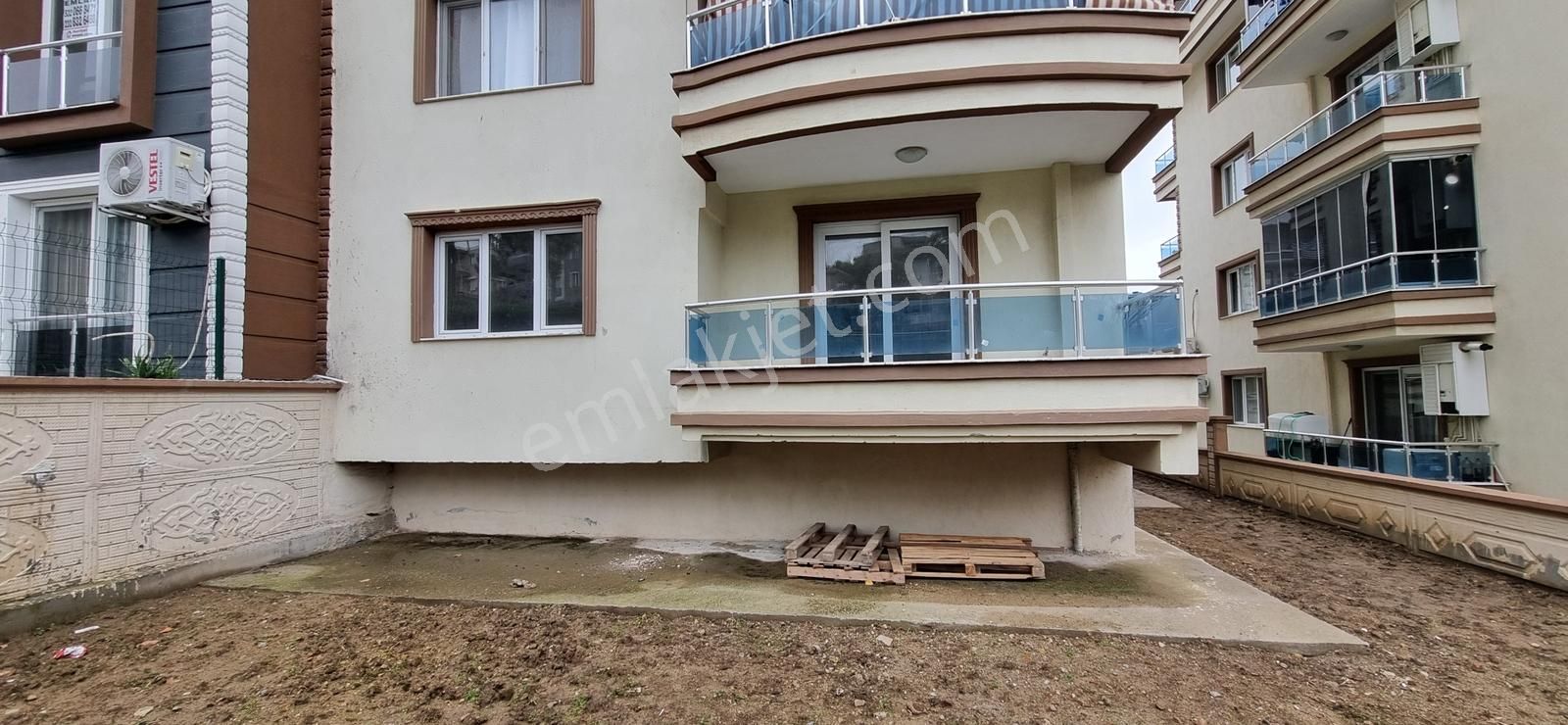 Geniş 3+1 Menemen Uğurmumcu Mahallesinde Devlet Hastanesi Yakını - Görsel 14