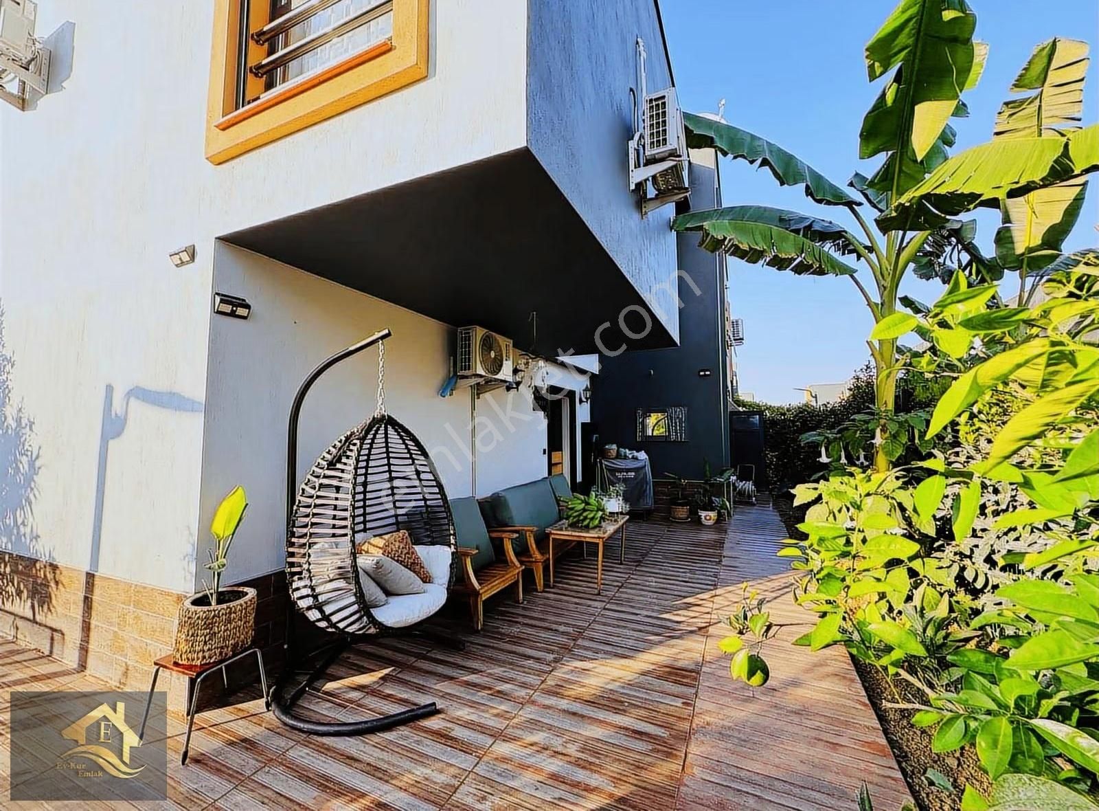 Kuşadası Soğucak'ta Köşe Konumlu Satılık 4+1 Ultra Lüks Villa - Görsel 21