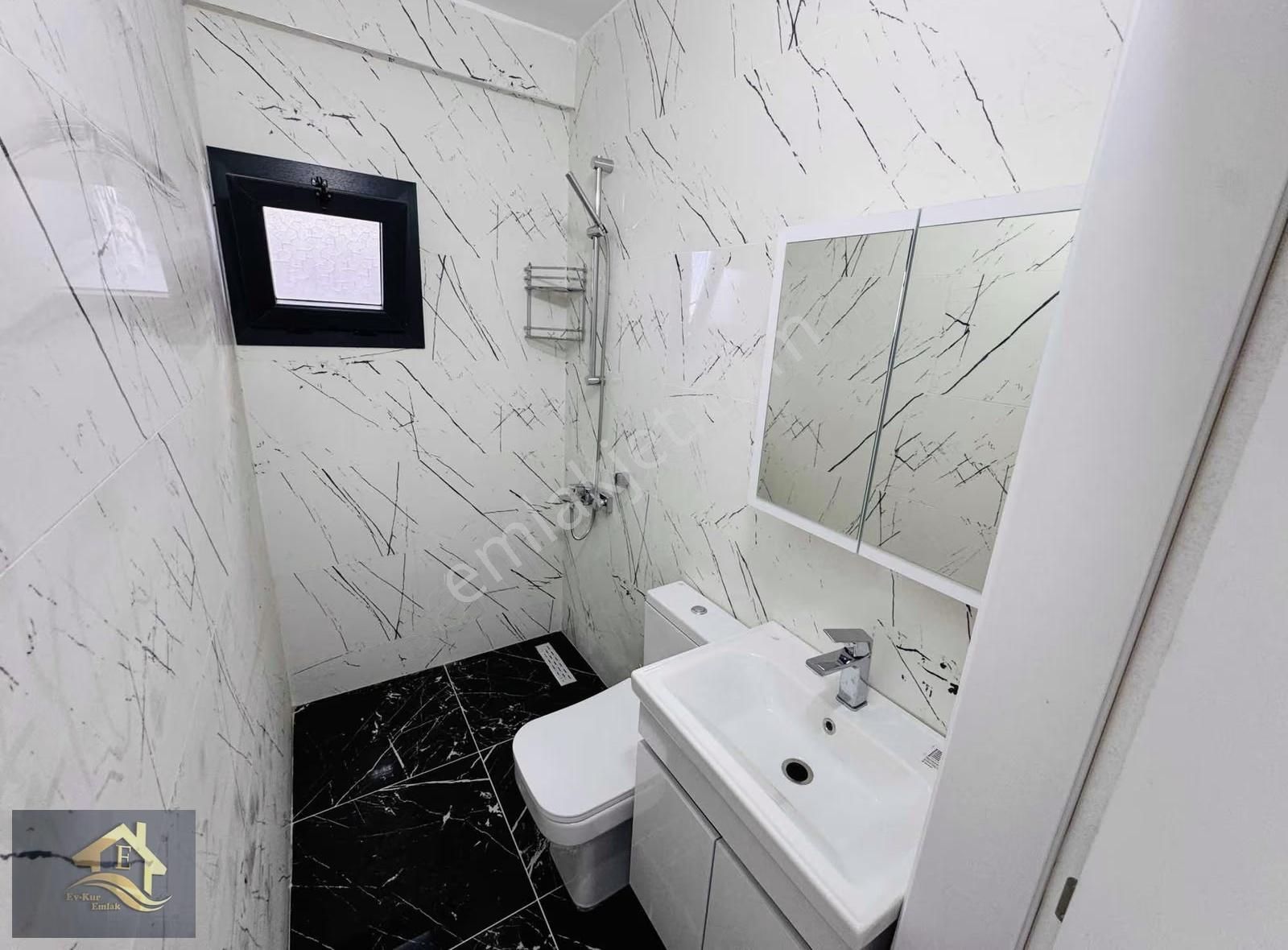 Kuşadası Davutlar'da Tek Müstakil Özel Havuzlu 3+1 Villa - Görsel 2