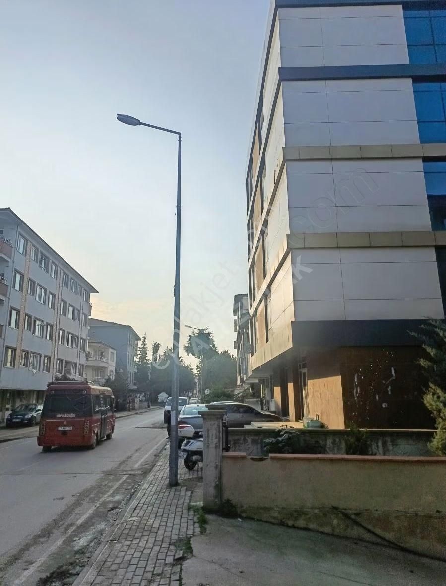 ""gazi Emlak""3 Ofis + Dükkan Tek Tek Veya Komple Her Biri 183 M - Görsel 6