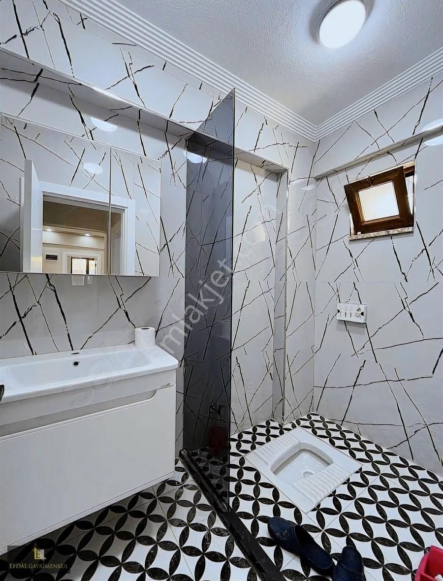 Camili Mahallesinde Satılık 4+1 Müstakil Bağımsız Villa - Görsel 10