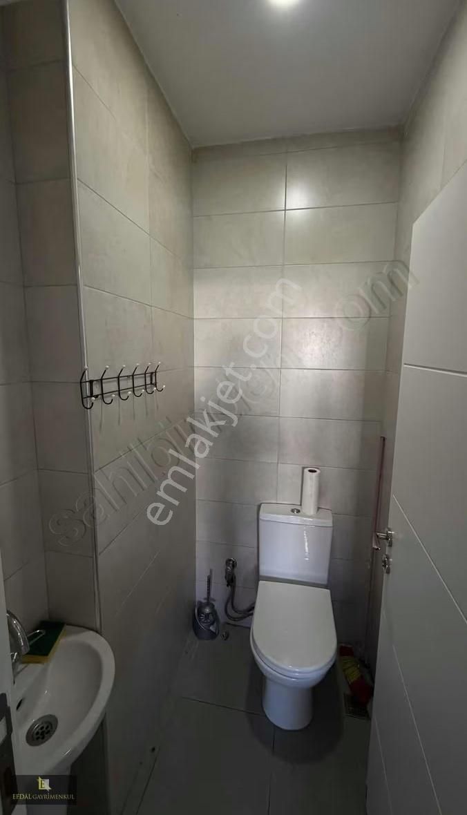 Çark Caddesi Arkasın'da Ön Cephe Satılık Geniş 1+1 Ofis - Görsel 10