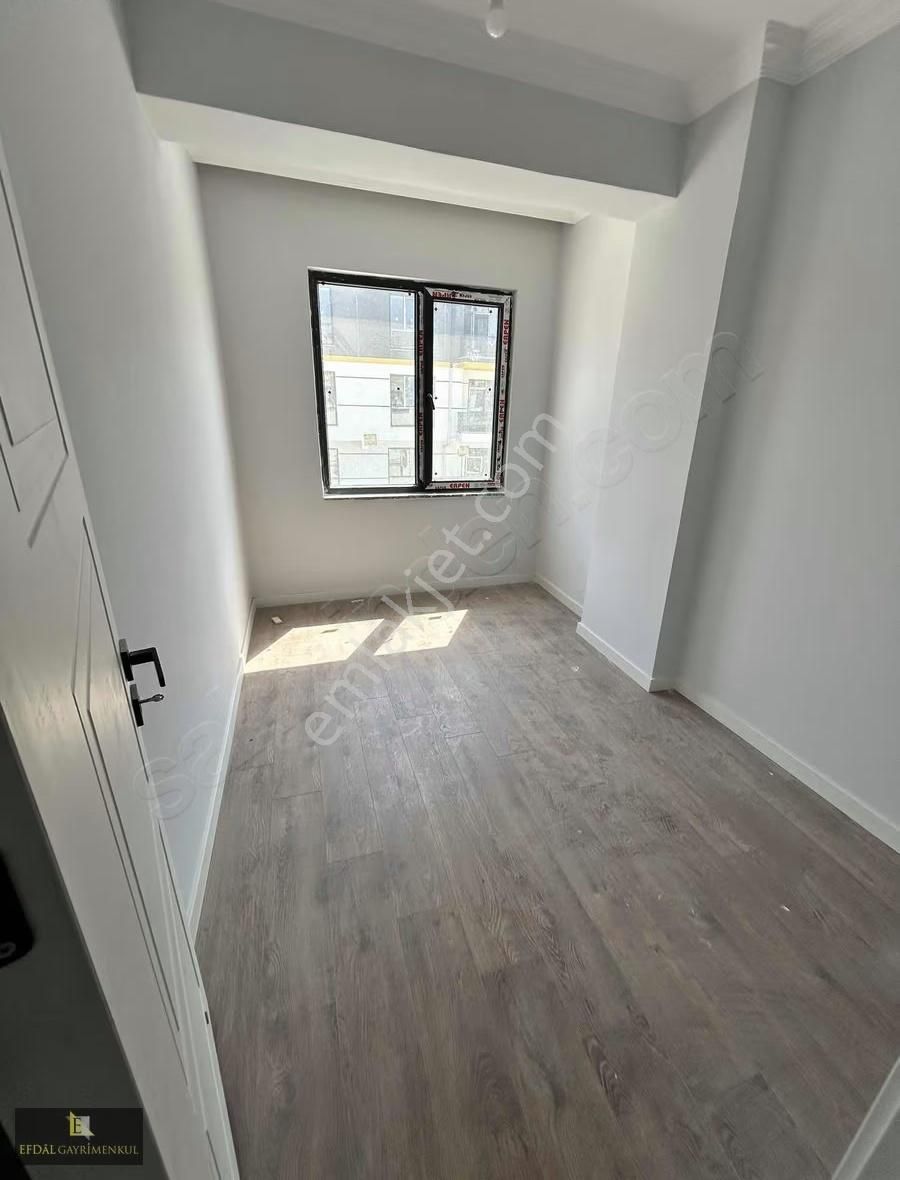 Kiracılı Satılık Daire - Görsel 16