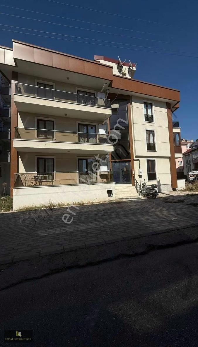 Eğitim Araştırma Hast Civarı Kiralık 2+1 Apart