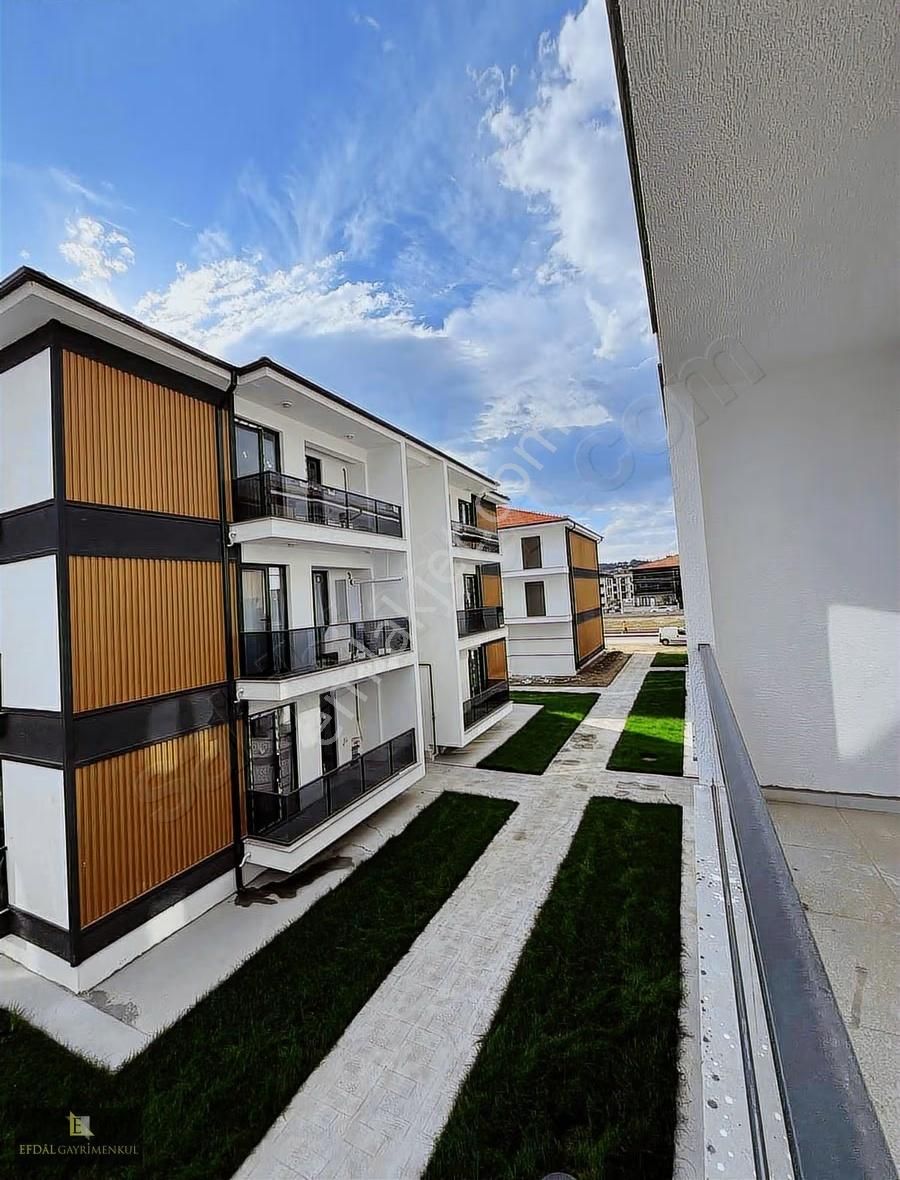 Arifiye Fatih Mah. 3+1 Ara Katta Satılık Daire - Görsel 28