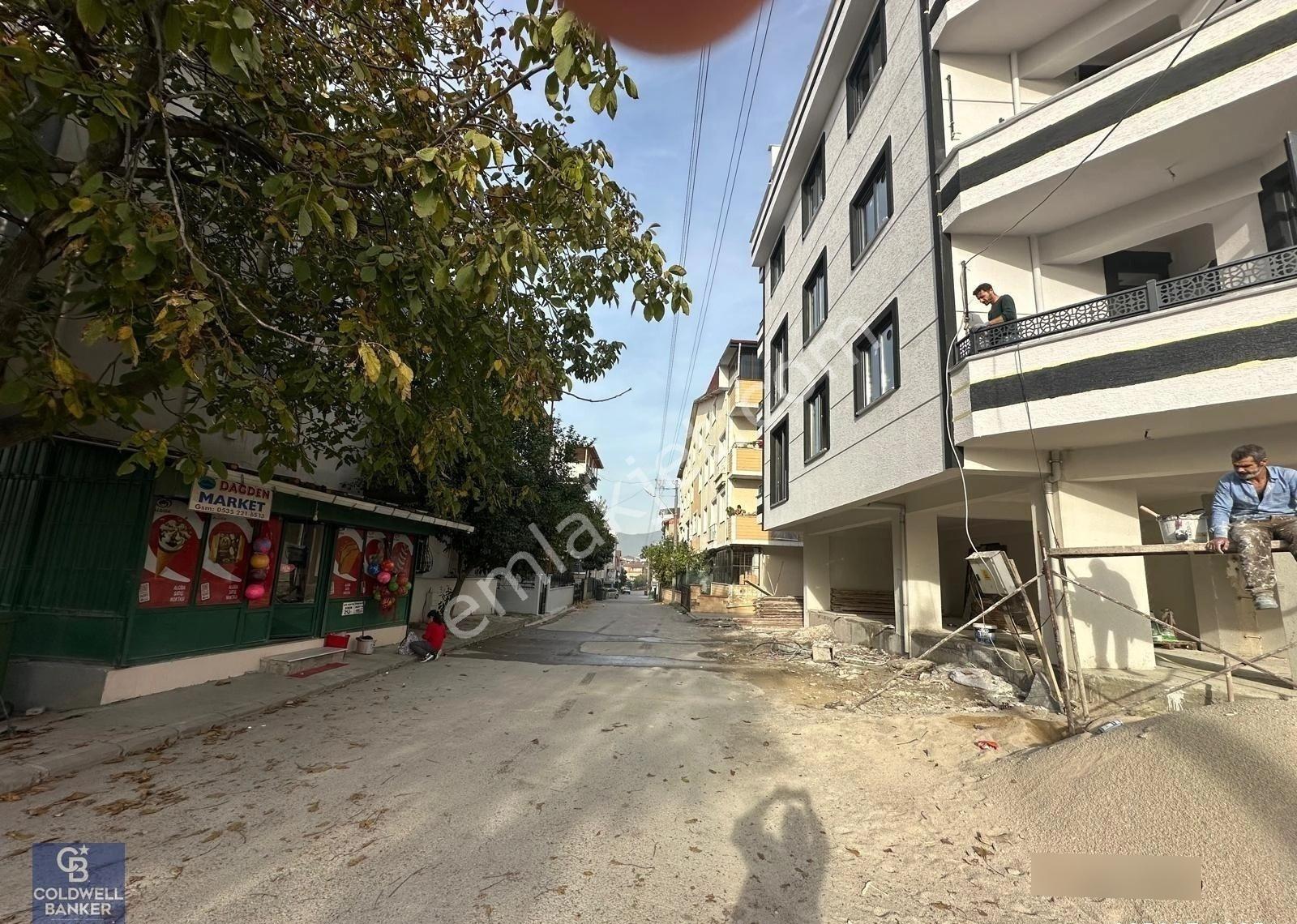 Körfez Güney Mahallesinde 2+1 Oturuma Hazır Sıfır Daire - Görsel 17