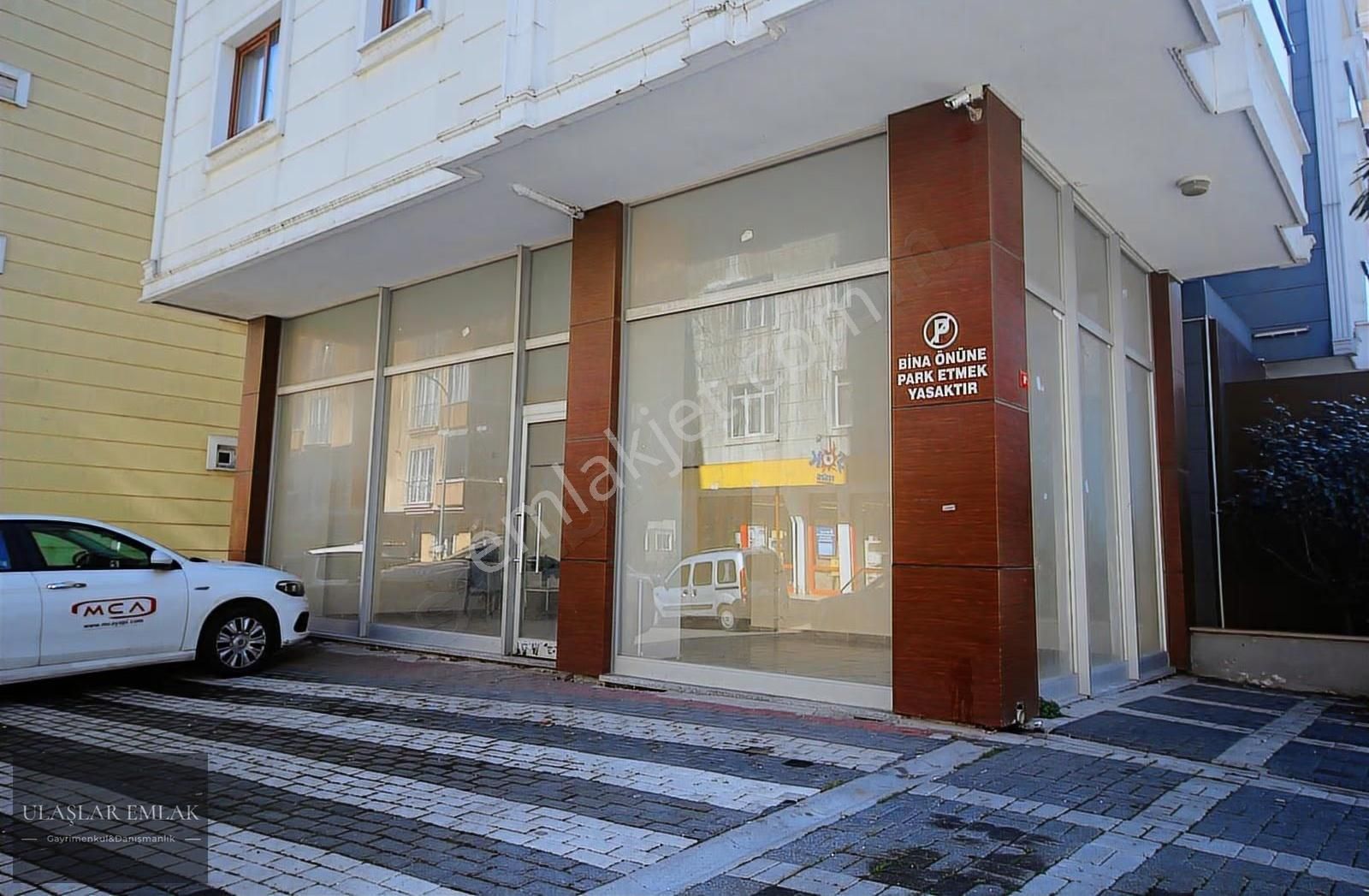 Ümraniye İnkılap Mah Cadde Üzeri 60 M2 Kiralık Dükkan
