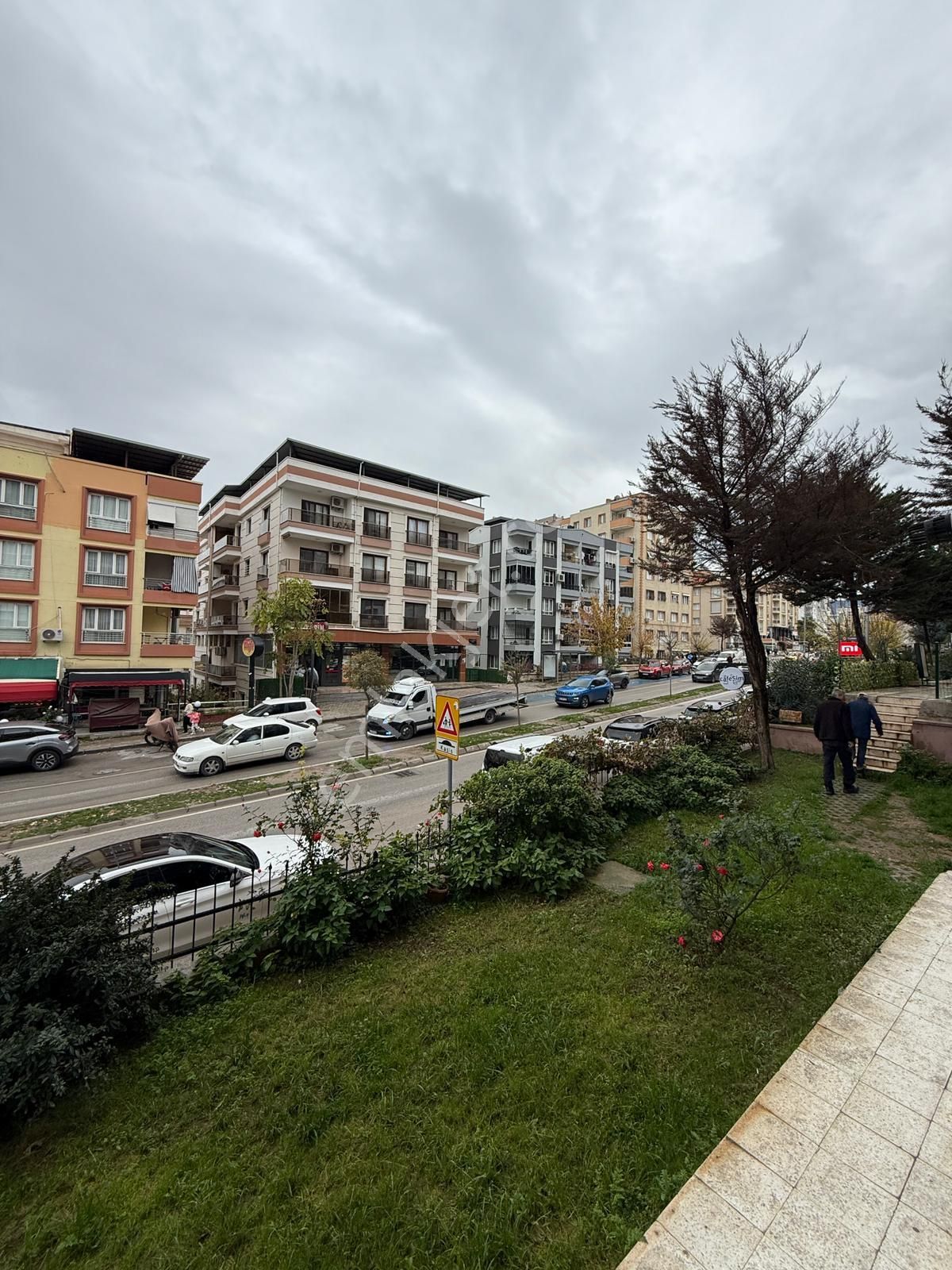 Parisadan Bulvar Üzerinde Geniş Bakımlı 3+1 Kiralık Daire - Görsel 21