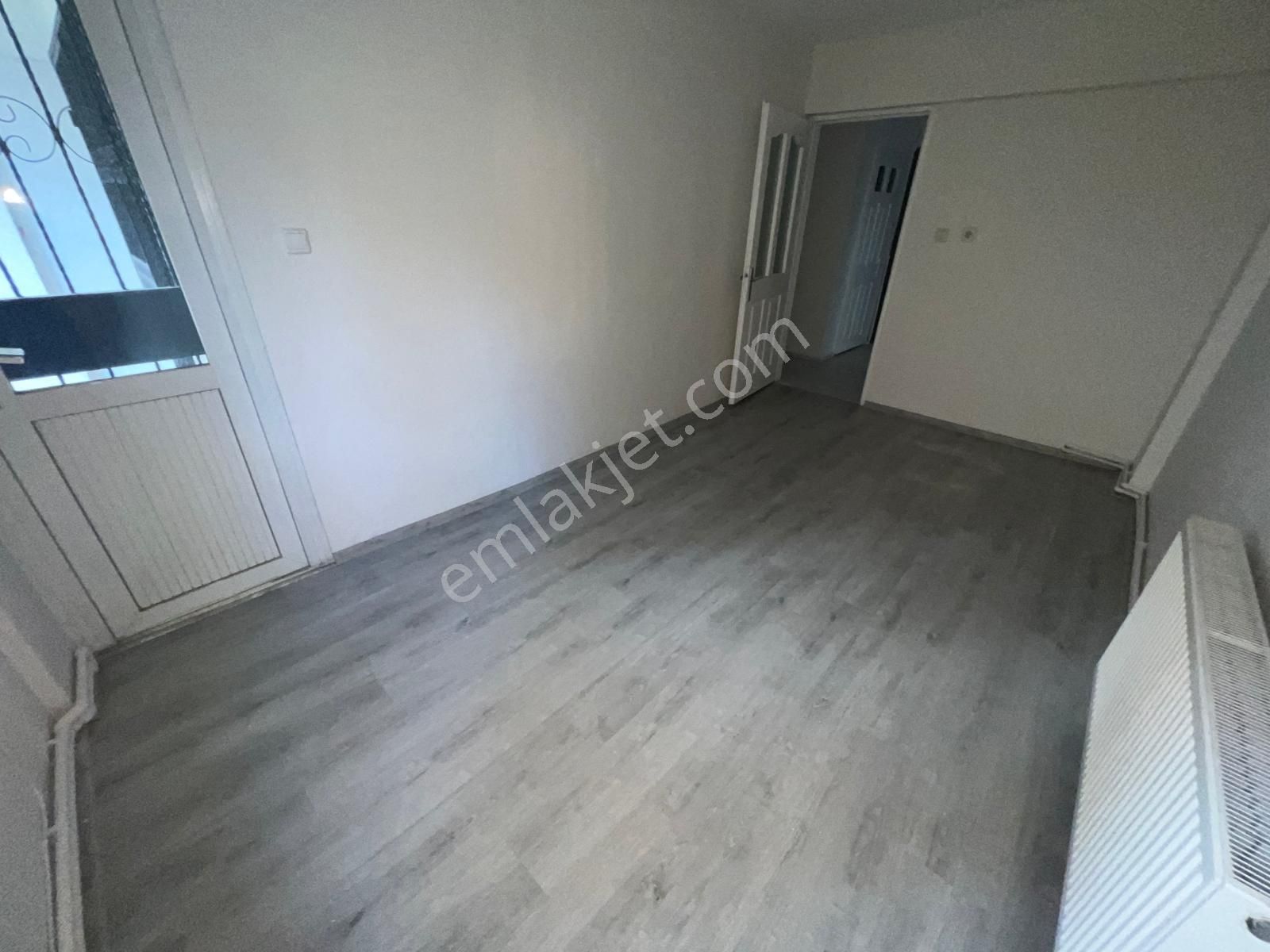Parisadan Bulvar Üzerinde Geniş Bakımlı 3+1 Kiralık Daire - Görsel 10