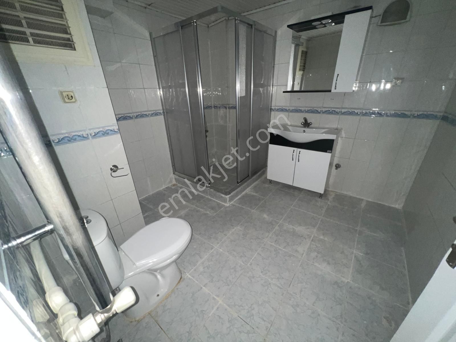 Parisadan Bulvar Üzerinde Geniş Bakımlı 3+1 Kiralık Daire - Görsel 11