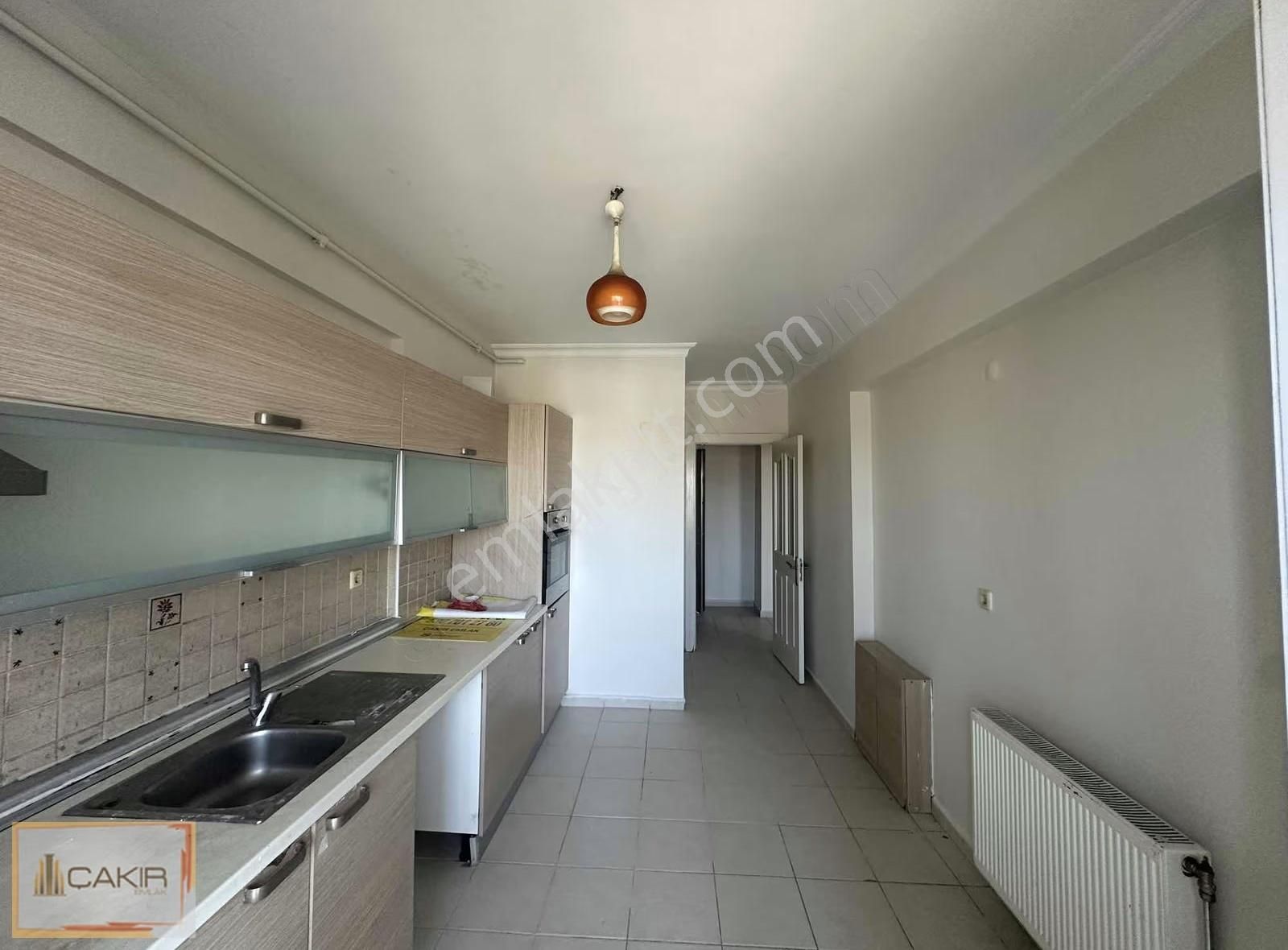 Başakşehir Onurkent Satılık Boş 4+1 Dubleks Teraslı Daire - Görsel 2