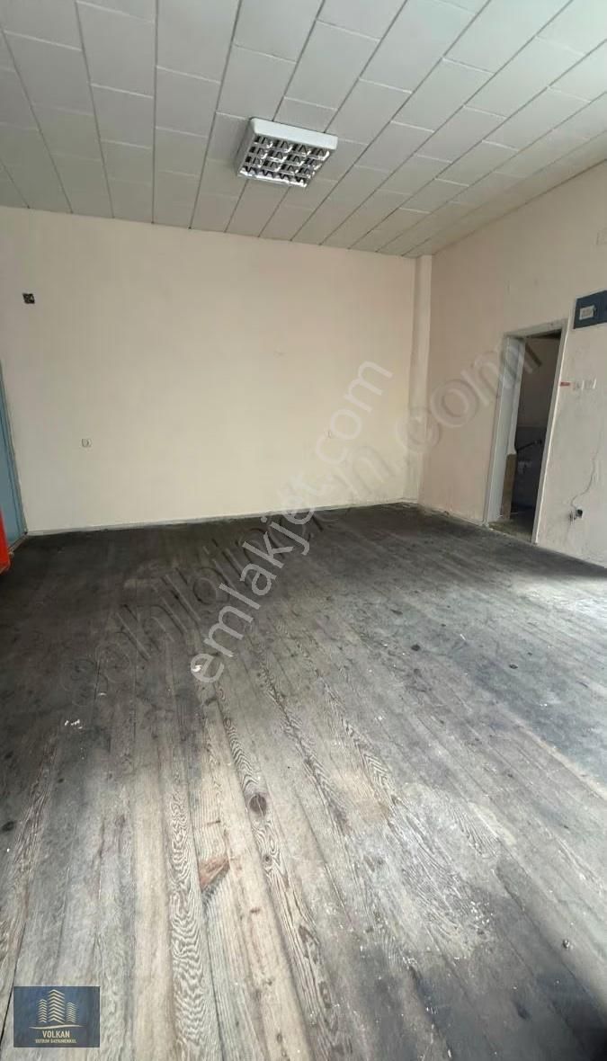 Vyg Den Merkezi Konum Kiralık Dükkan - Görsel 5