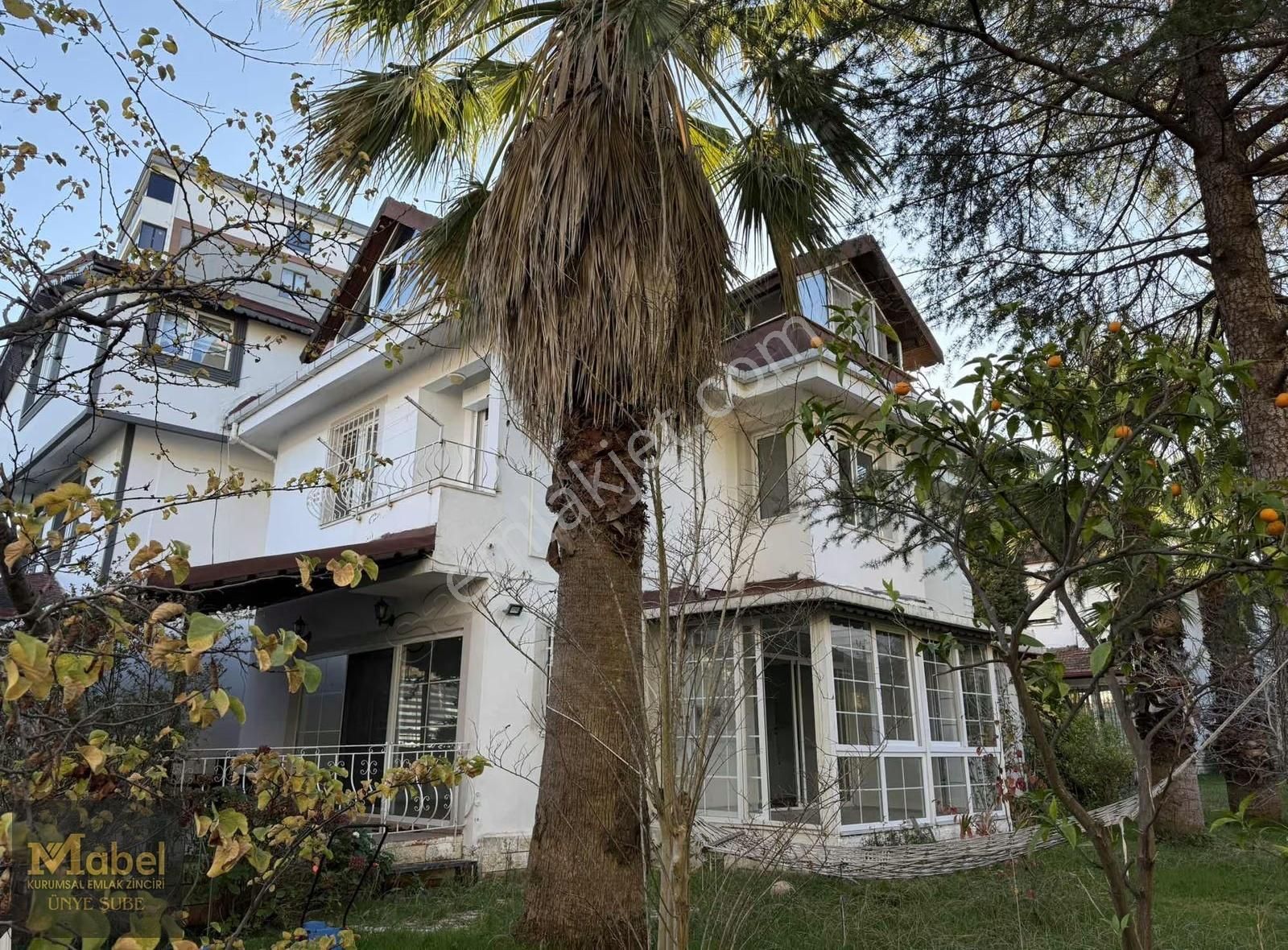 Mabel'den - Gölevi'de Müstakil Bahçeli Triplex Villa !!