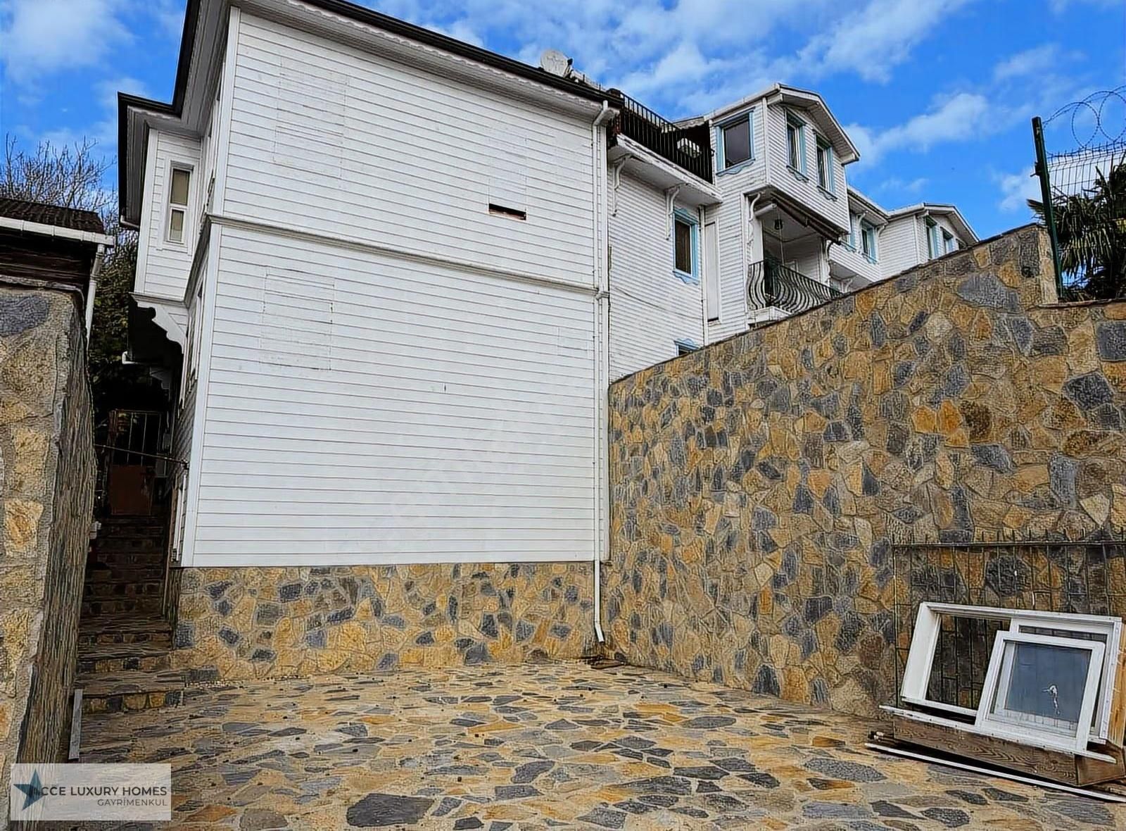 Beykoz Merkez'de Lüks Ve Özel 3 Katlı Müstakil Konak - Görsel 7