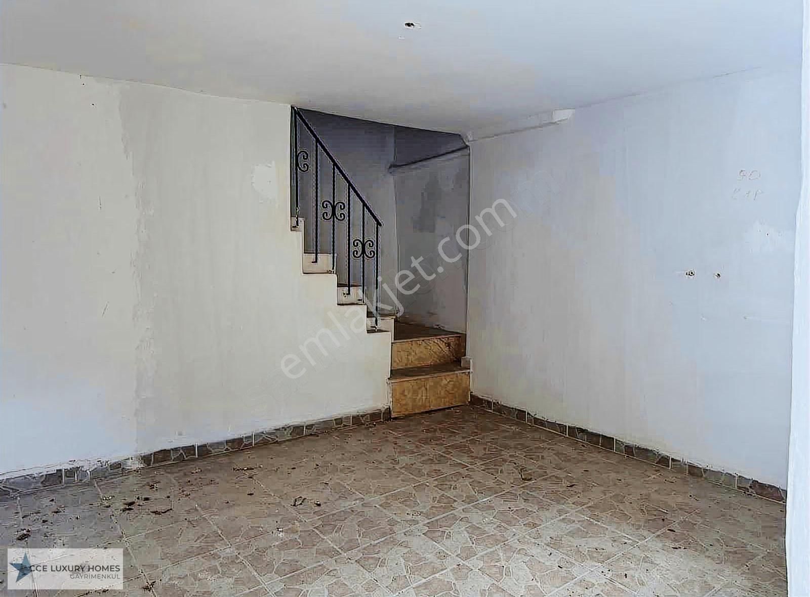 Beykoz Merkez'de Lüks Ve Özel 3 Katlı Müstakil Konak - Görsel 10