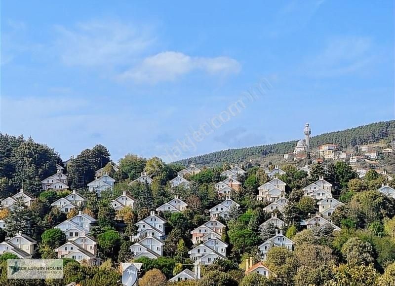 Beykoz Konakları Oturuma Hazır Modern Satılık C Tipi Villa..