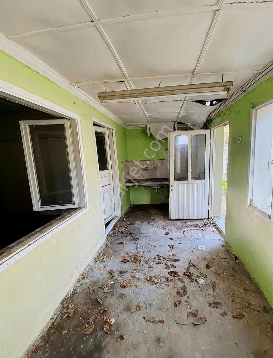 Bergama'nın Merkezinde Satılık Bahçeli Ev - Görsel 6