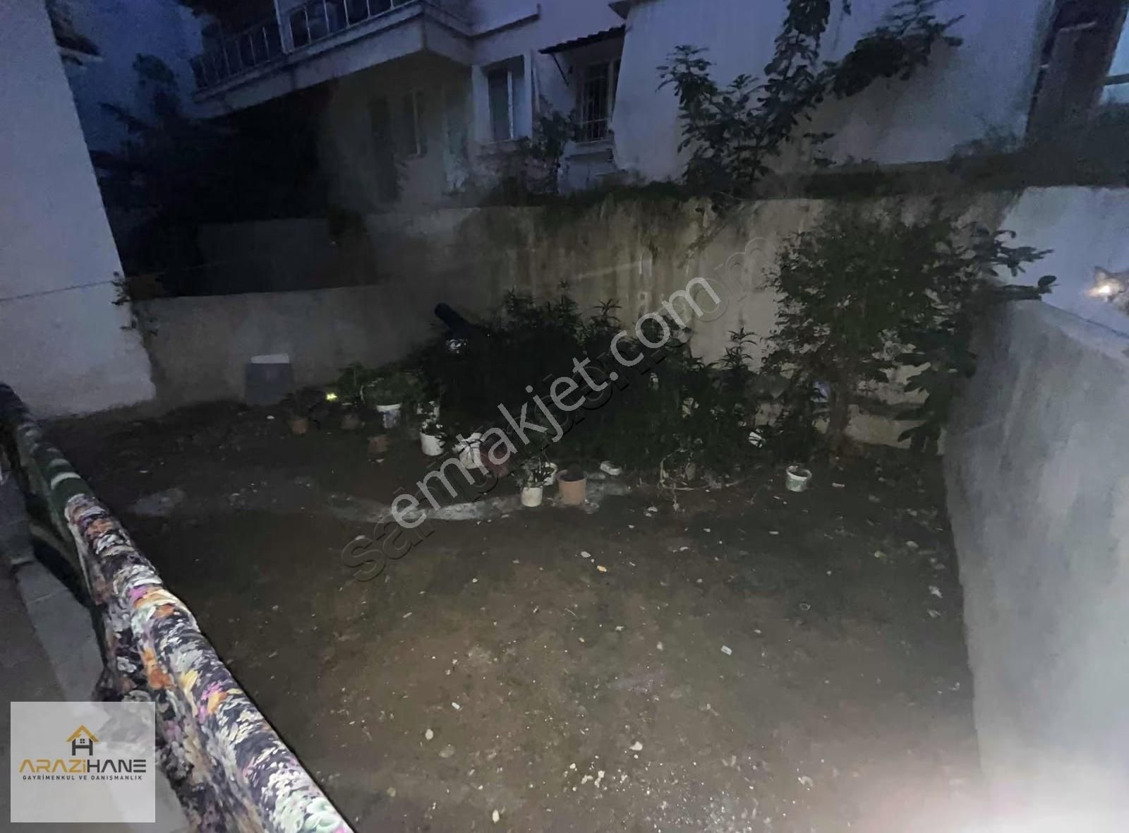 Milas Çarşı Merkezde Bahçeli 2+1 Daire - Görsel 6