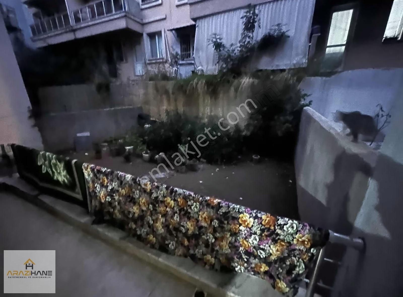 Milas Çarşı Merkezde Bahçeli 2+1 Daire - Görsel 9