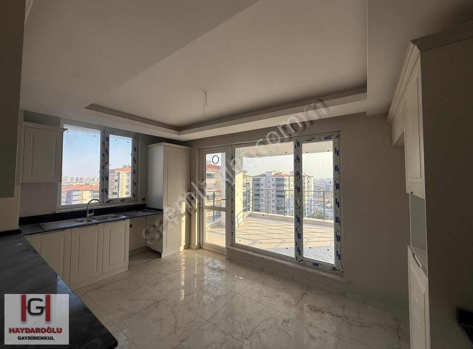 Fıstıklık'da Cadde Üzeri Satılık Sıfır 3+1 Daire - Görsel 10