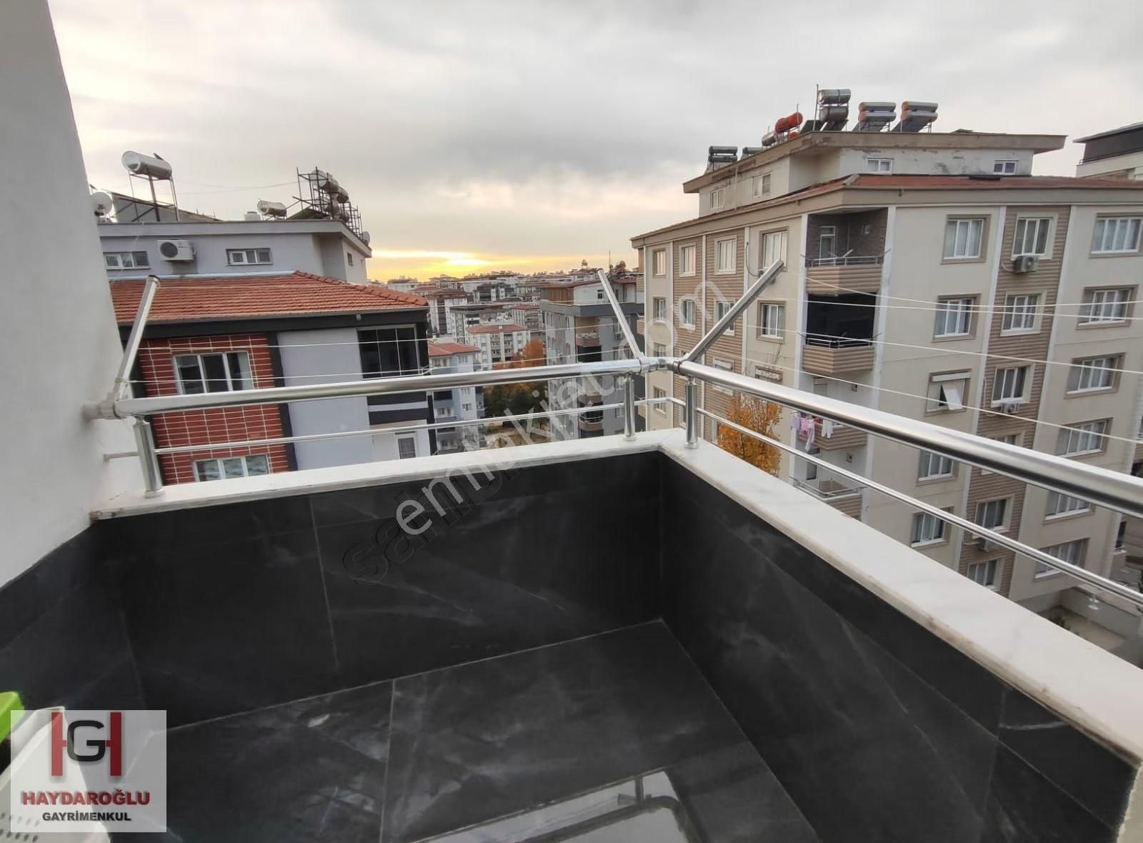 Şehirgösteren'de Park Manzaralı Bakımlı Satılık 4+1 Daire - Görsel 29