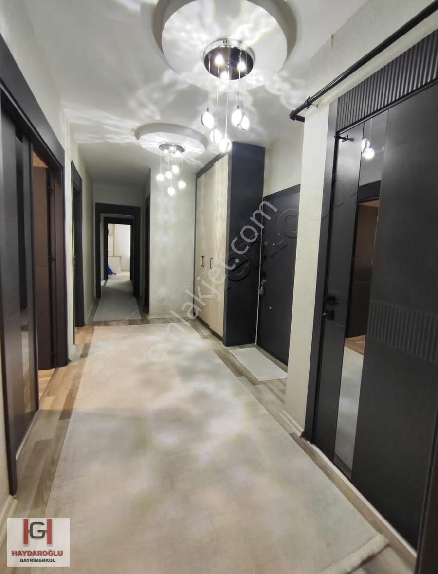 Şehirgösteren'de Park Manzaralı Bakımlı Satılık 4+1 Daire - Görsel 34