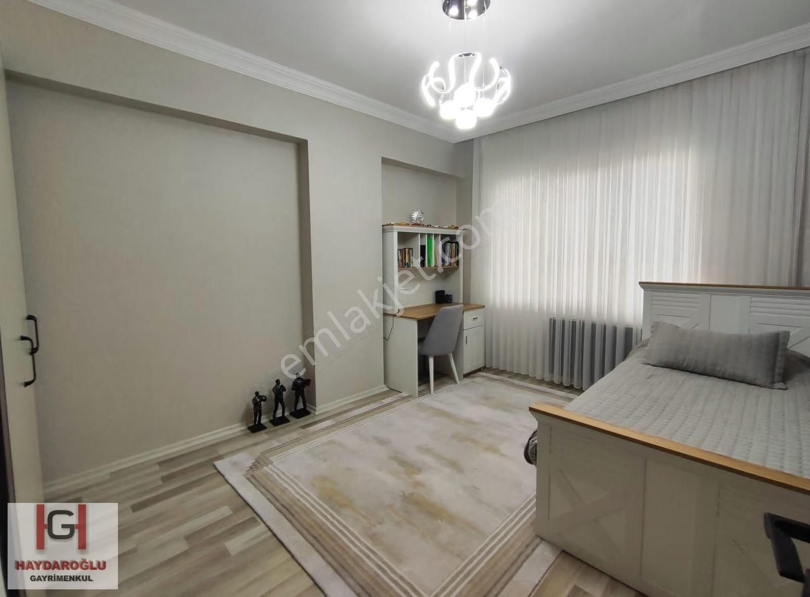 Şehirgösteren'de Park Manzaralı Bakımlı Satılık 4+1 Daire - Görsel 25