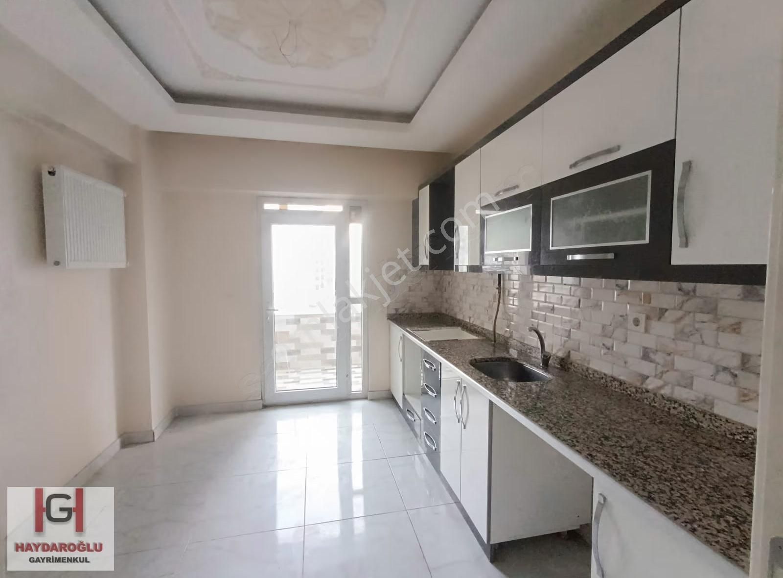 Gaziantep Şehitkamil Seyrantepe Mah'de 2+1 Satılık Arakat Daire - Görsel 3