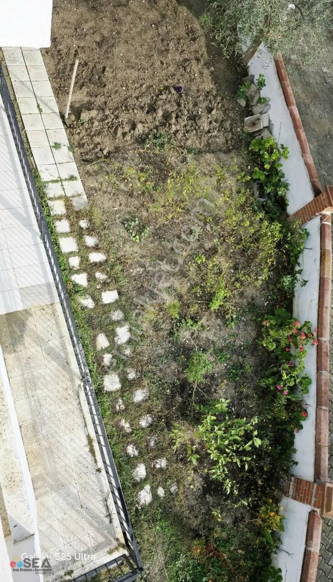 Köşe Konumlu Havuzlu Sitede Villa - Görsel 4