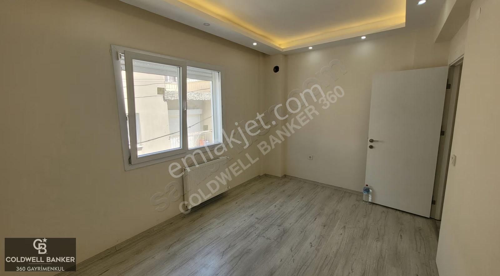 İzmir Çiğli'de Ara Kat Doğalgazlı Merkezde 1+1 Kiralık Daire - Görsel 30