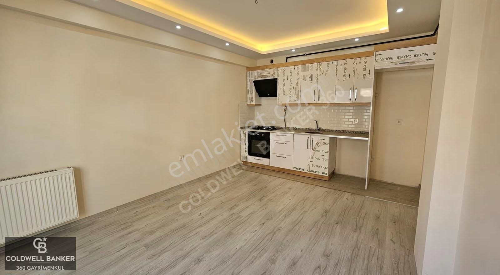 İzmir Çiğli'de Ara Kat Doğalgazlı Merkezde 1+1 Kiralık Daire - Görsel 9