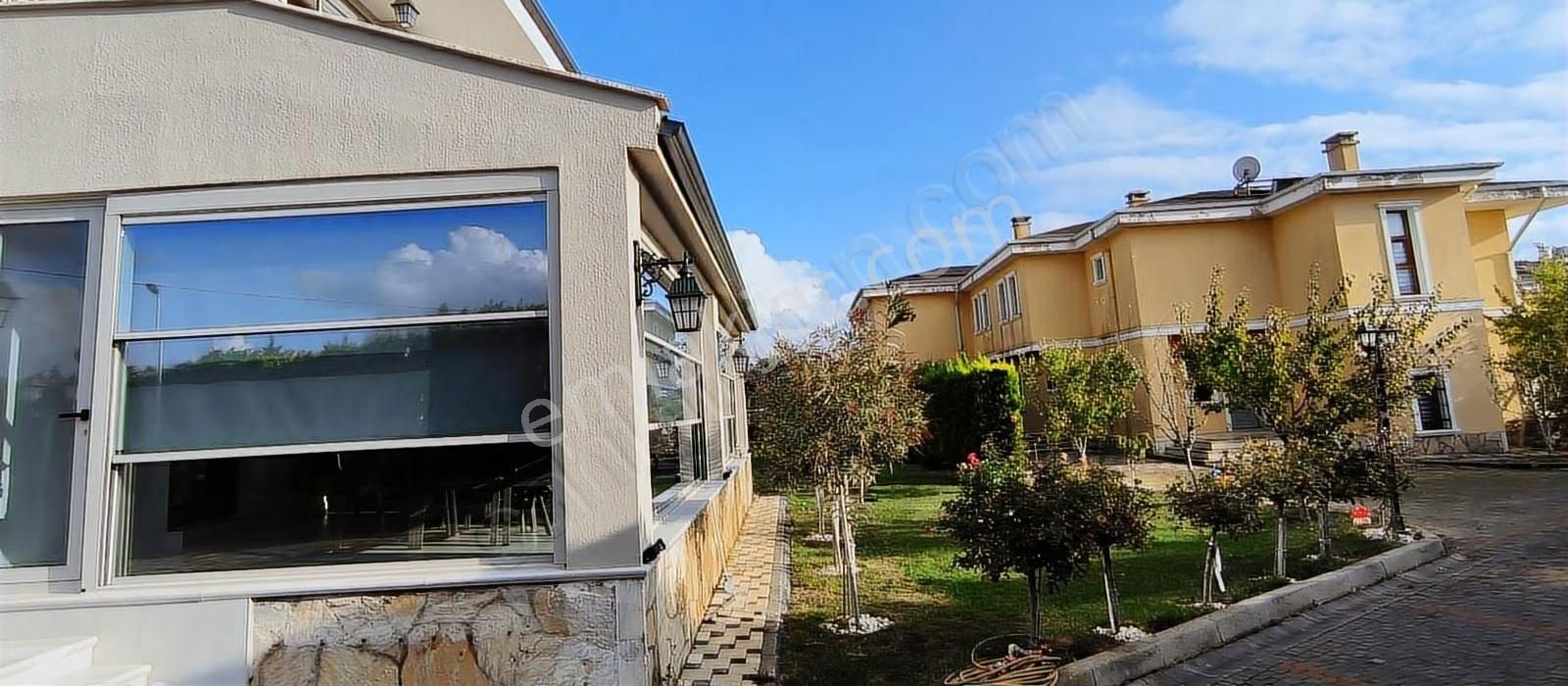 Bahçeli Lüks Villa - Görsel 23