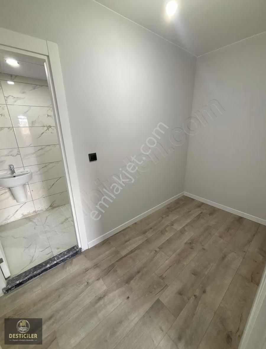 Om-desticiler Zafer Mah. Özel Garajlı Lüks 2+1 - Görsel 4