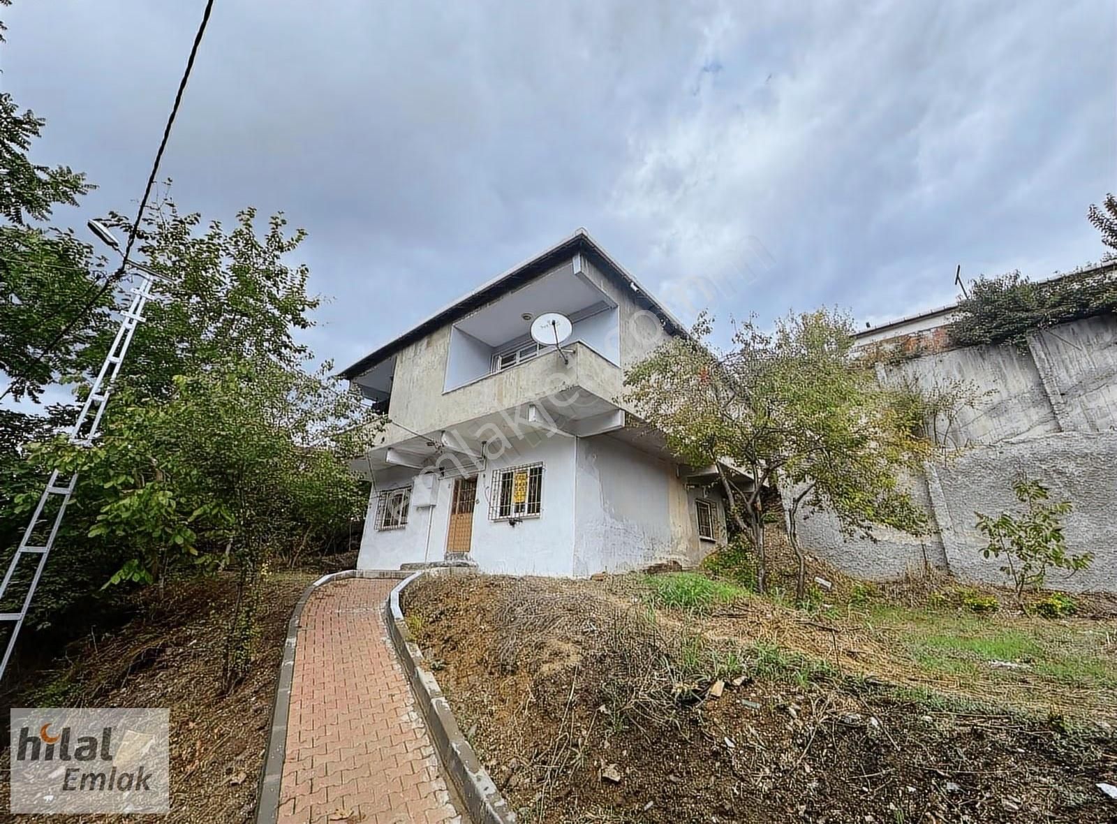 Hilal Emlaktan Müsatakil Daire 2+1 Düz Giriş