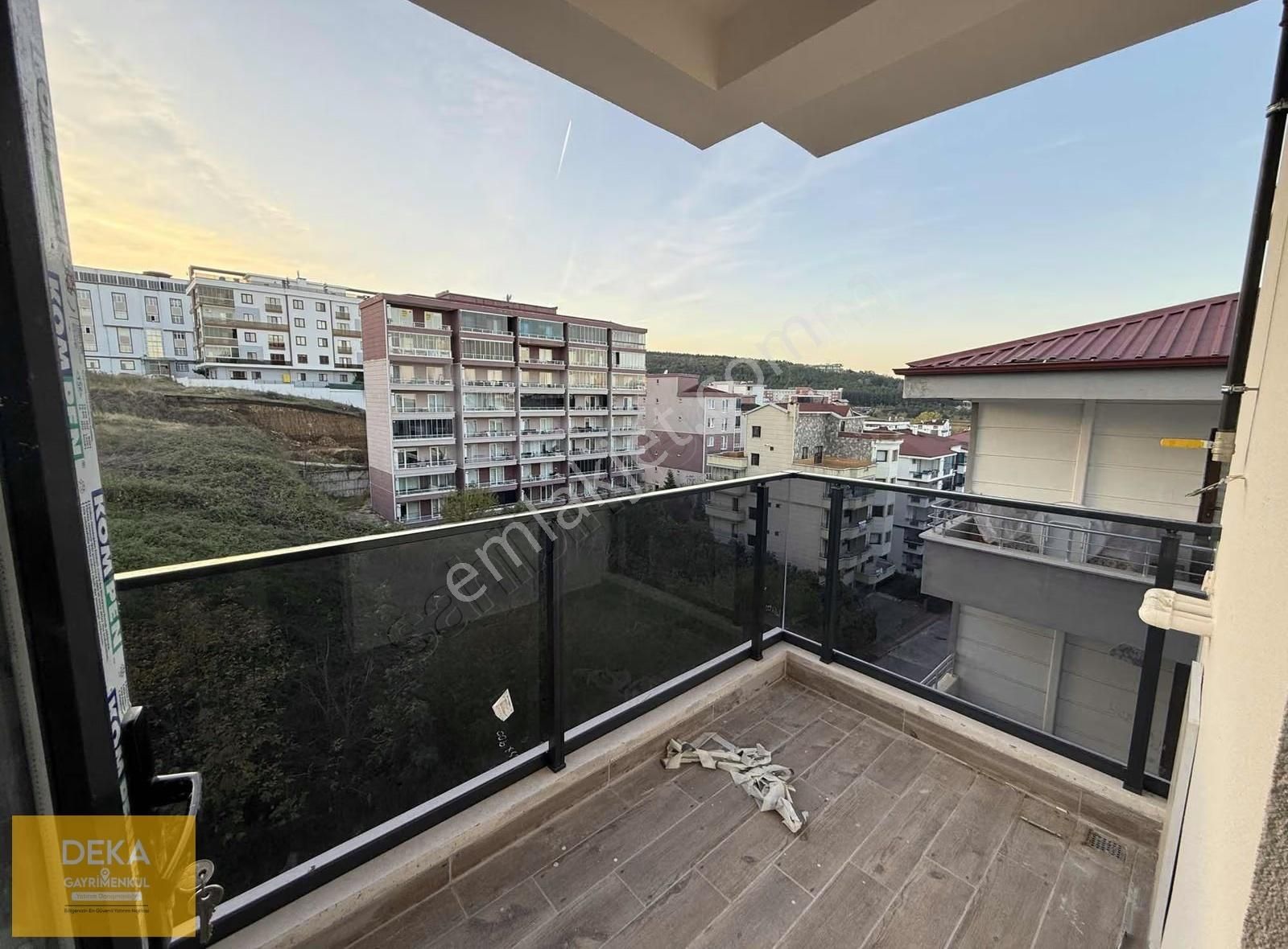 Deka Gayrimenkul'den Körfez Mah. Mükemmel Konumda Lüx 1+1 Daire - Görsel 7