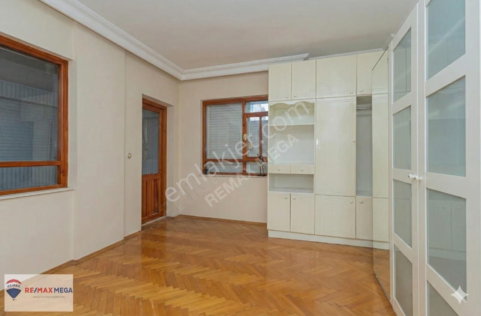 Liman Mahallesi Denize Yürüme Mesafesinde 3+1 Daire - Görsel 23