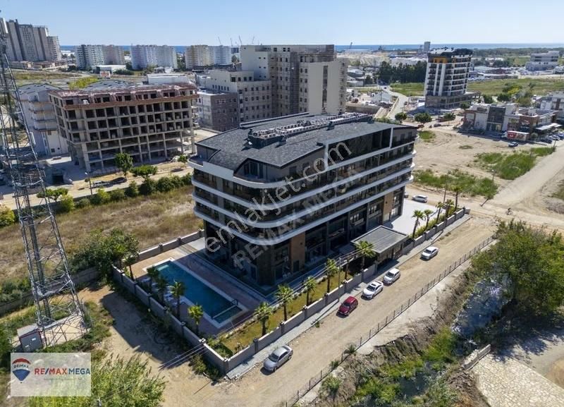 Sarısu'da Havuzlu Ve Kapalı Otoparklı Vista Concept 1+1 Daire