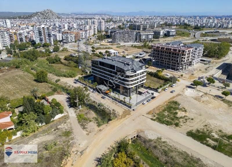Sarısu'da Havuzlu Ve Kapalı Otoparklı Vista Concept 1+1 Daire - Görsel 26