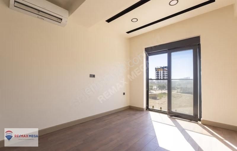 Sarısu'da Havuzlu Ve Kapalı Otoparklı Vista Concept 1+1 Daire - Görsel 32