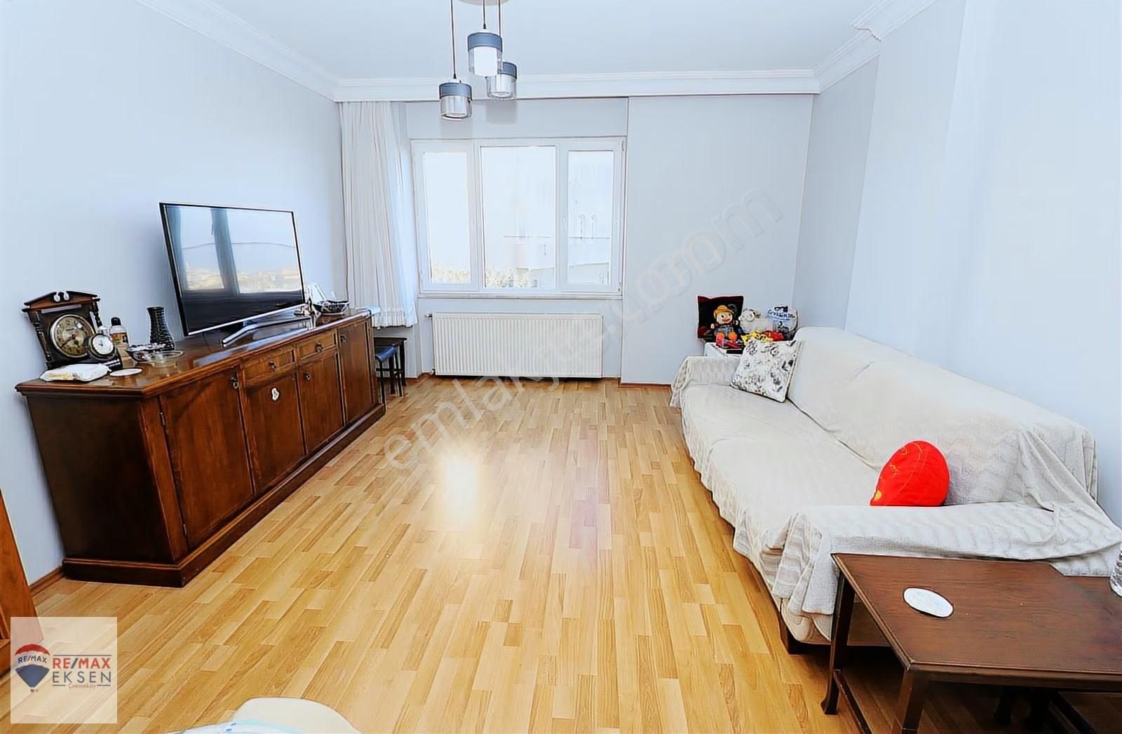 Beykoz Rüzgarlıbahçede Manzaralı, Yenilenmiş, Ferah 3+1 Daire! - Görsel 28