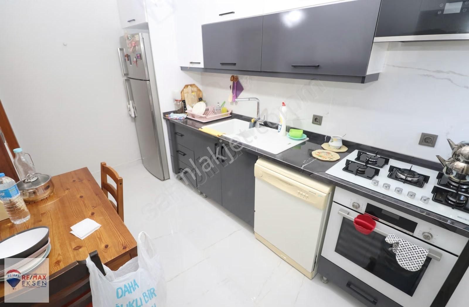 Beykoz Rüzgarlıbahçede Manzaralı, Yenilenmiş, Ferah 3+1 Daire! - Görsel 19