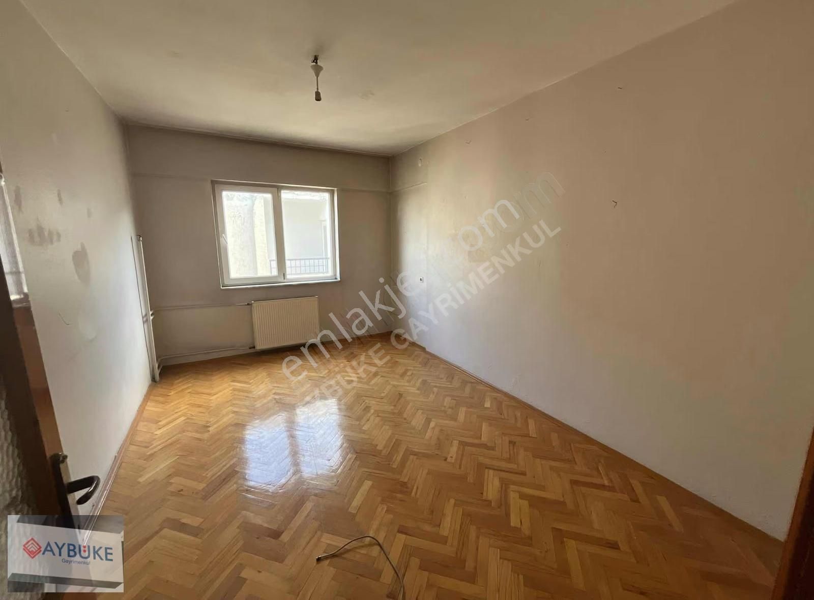 Aybüke'den Gazi Okulu Yanı Fırsat Ofis İşyeri Ev