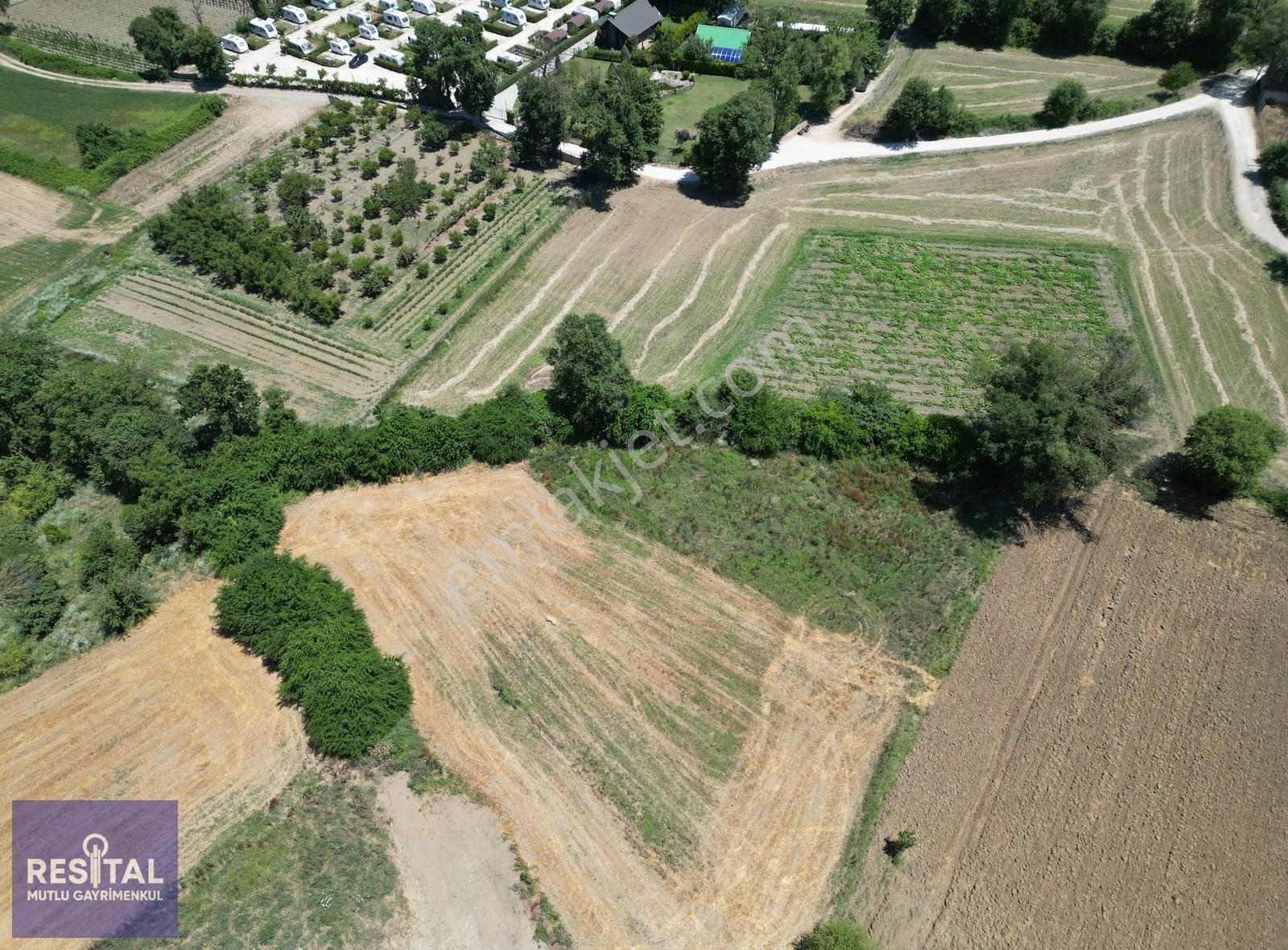 Rs Mutlu Alaaddinbey De Satılık 4075 M2 Resmi Yolu Olan Arazi - Görsel 21